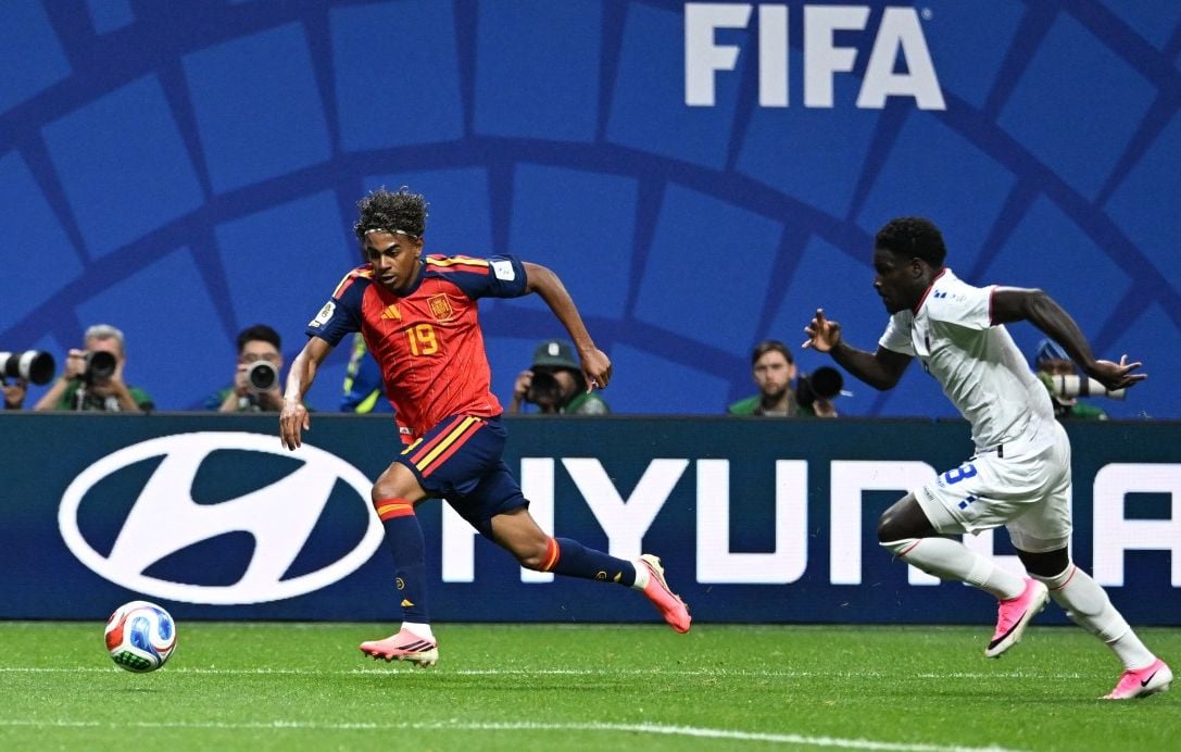 Cabo Verde: La Roja se pierde la entrada con un empate muy pequeño pese a la entrada de Yamal… Revive el partido con nosotros Cabo Verde: La Roja se pierde la entrada con un empate muy pequeño pese a la entrada de Yamal… Revive el partido con nosotros